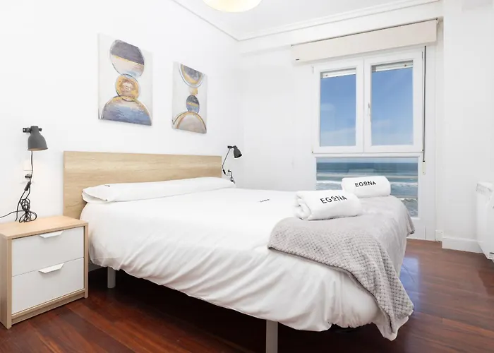 Egona - Primera Linea De Playa Con Parking - Zarautz