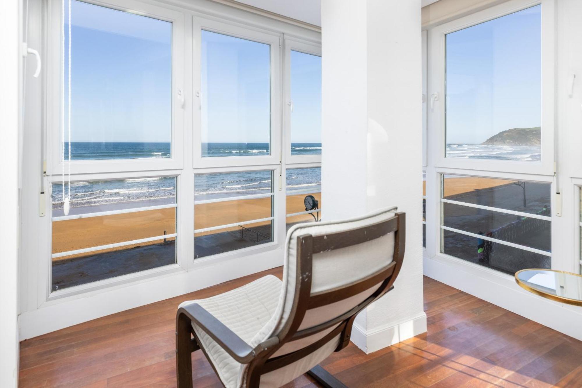 Egona - Primera Linea De Playa Con Parking - Zarautz
