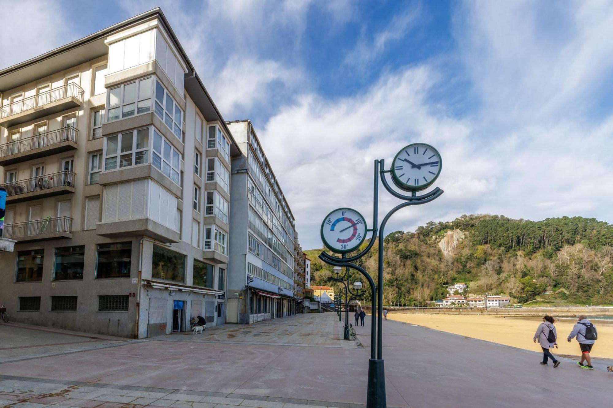 Egona - Primera Linea De Playa Con Parking - * Zarautz